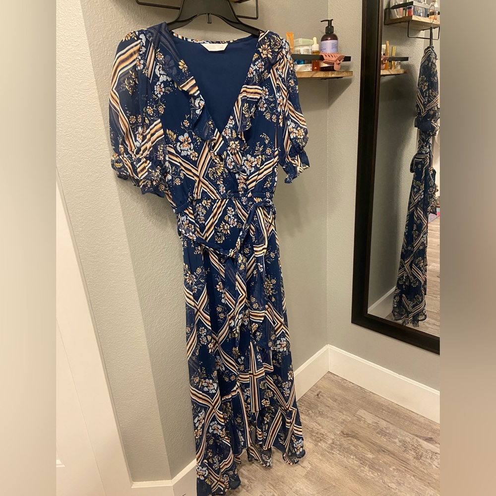 Women’s dress